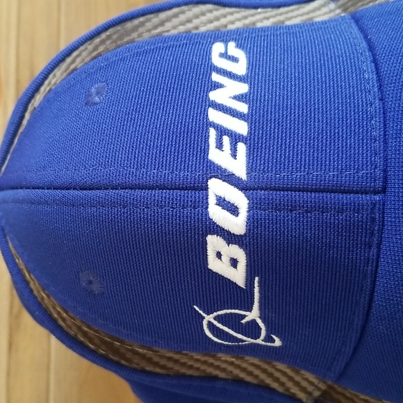 Boeing Signature Cap - Picture 2 of 13